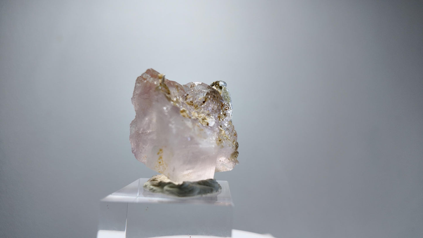 Bi-Colour Fluorite with Muscovite from Pakistan