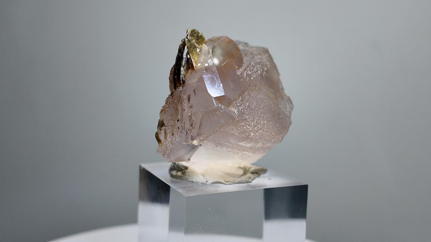 Bi-Colour Fluorite with Muscovite from Pakistan