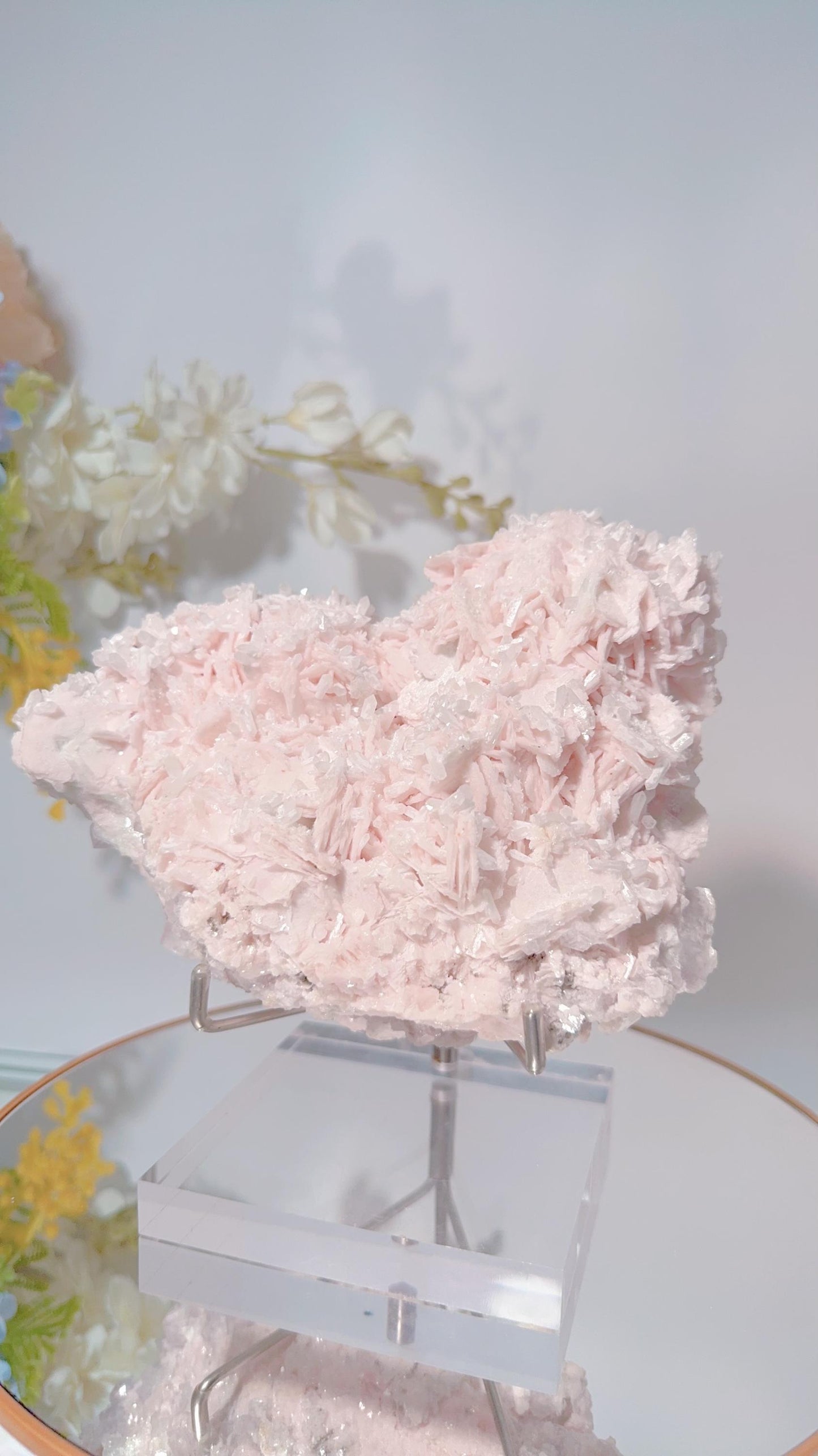 Rare- Collector piece ,Pink Manganese Calcite Yaogangxian, Hubei, China