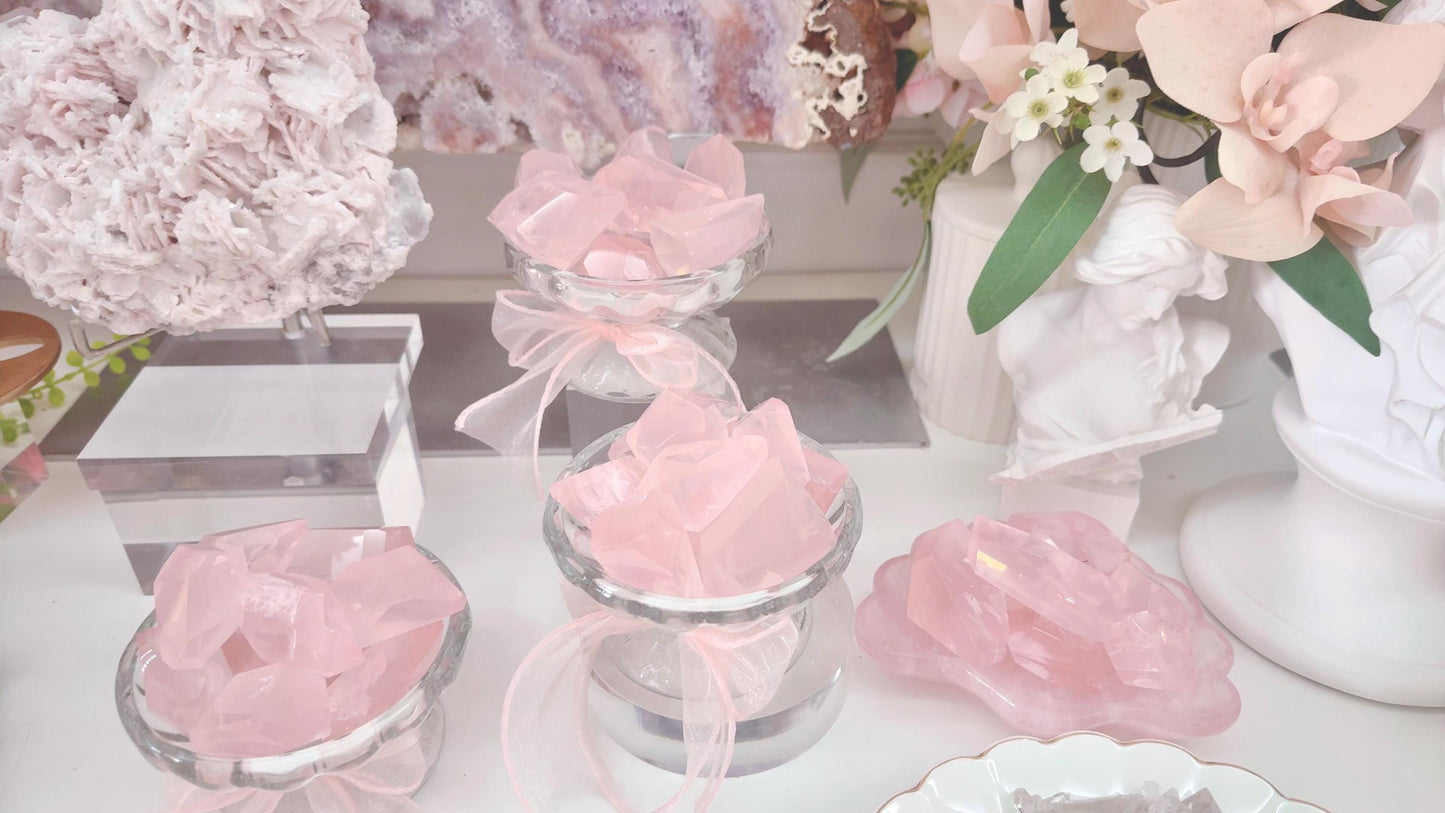 Gemmy Rose Quartz freeforms in assorted tray