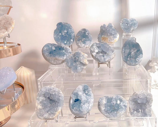 Celestite Crystal: Serenity Stone for Meditation & Spiritual Growth
